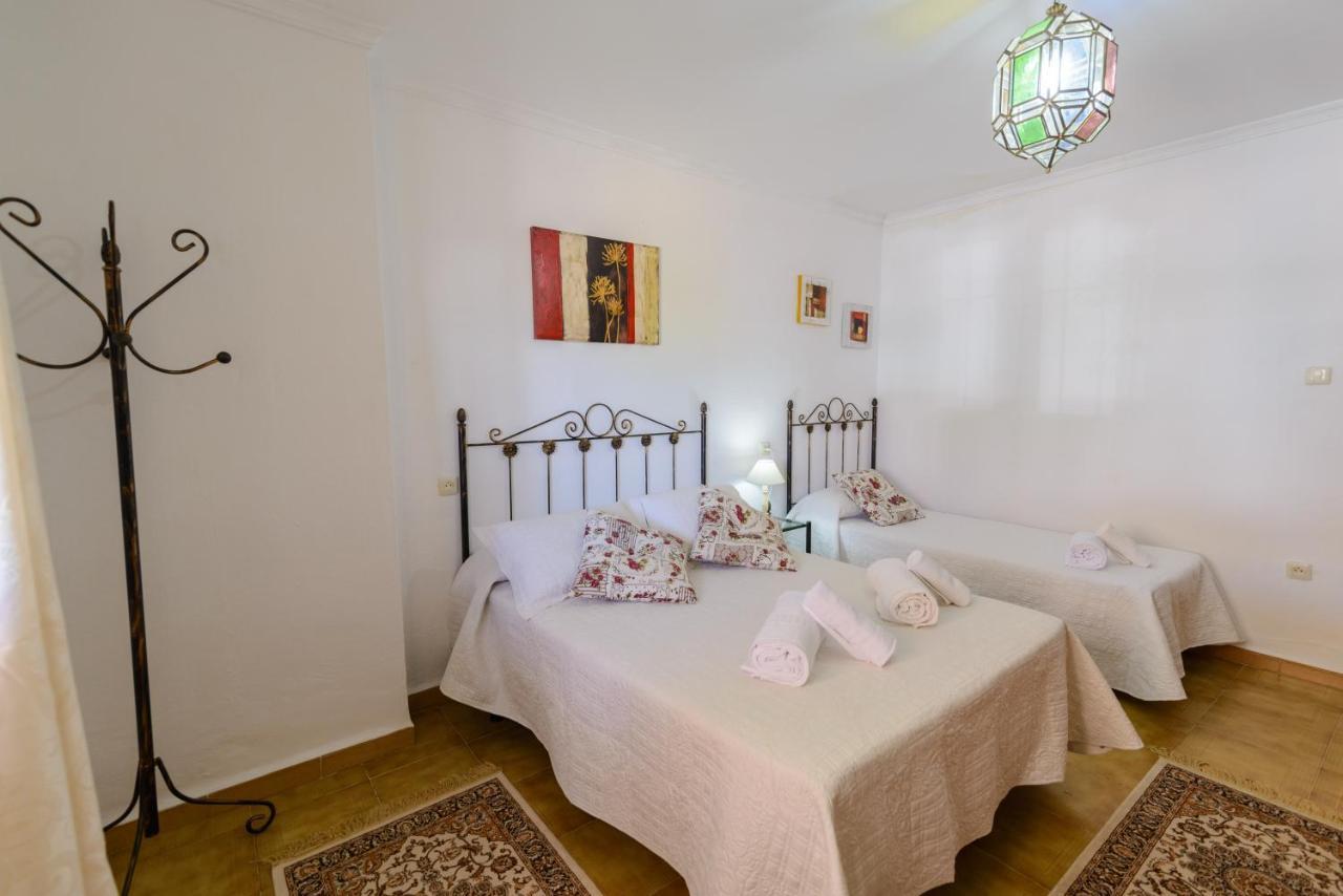 Casa Patio De Los Naranjos Piscina Privada Alcaucín Zewnętrze zdjęcie
